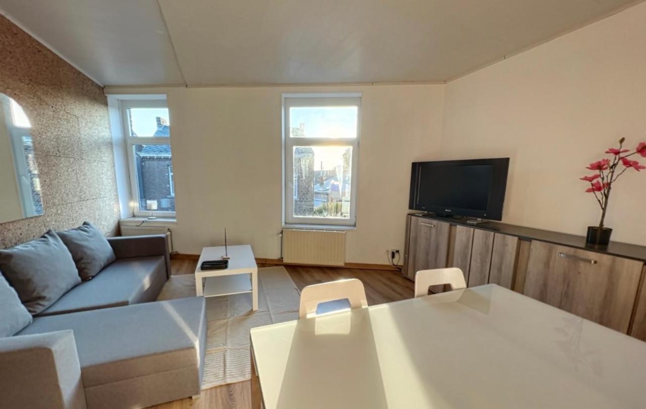 Charbonnel 1 A Charleroi-Airport Apartment Luaran gambar